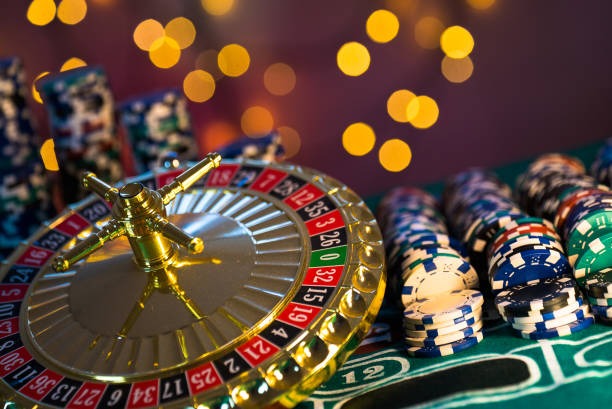 bravotogel 10 live blackjack table on mobile screen with dealer and betting interface